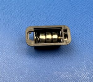 LR44ボタン電池3個用ONOFFスイッチ付きBOX